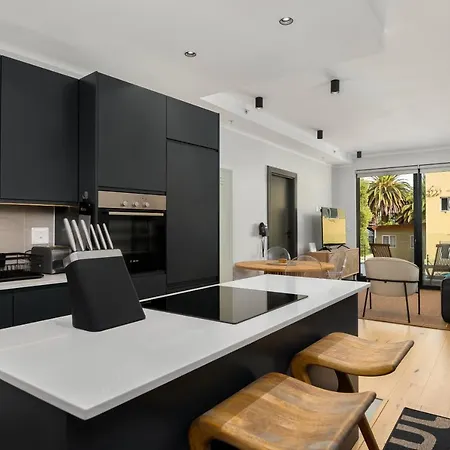 Luxury Green Point Apartment With Backup Power Cape Town Exterior photo