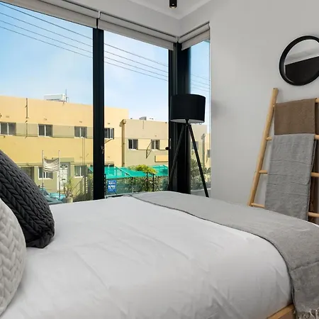 Luxury Green Point Apartment With Backup Power Cape Town Exterior photo