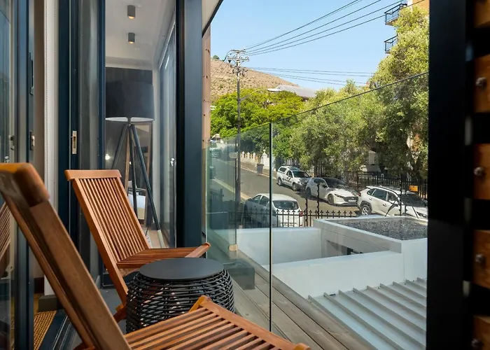 Luxury Green Point Apartment With Backup Power